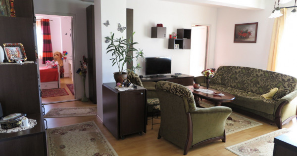 Apartament 3 camere amenajat Micalaca - Zona Selgros