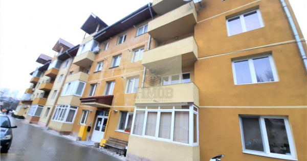 Apartament in exclusivitate 2 camere balcon si pod zona Cire