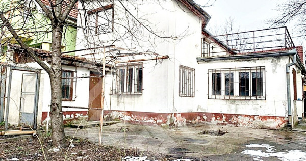 Casa parter si mansarda, zona Garii, Oradea