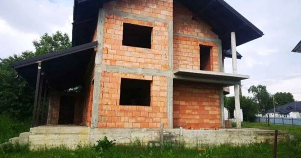 Casă / proprietate 2200mp în Botoșani-Brehuiesti