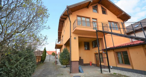 Casa 310 mp cu teren 570 mp Piata Cluj