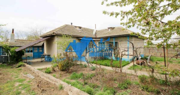 Casa si teren in Nalbant - intravilan - 2267mp