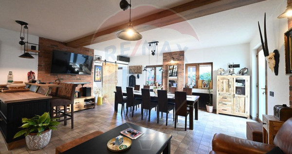 Stil si eleganta !!! Casă / Vilă 6 camere în zona Grad...