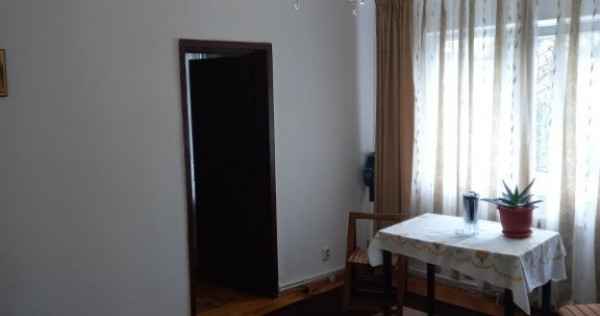 Apartament semidecomandat cu 3 camere George Enescu
