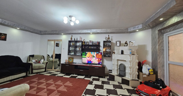 Zona AFI Palace casa la pret de apartament 2 camere central!