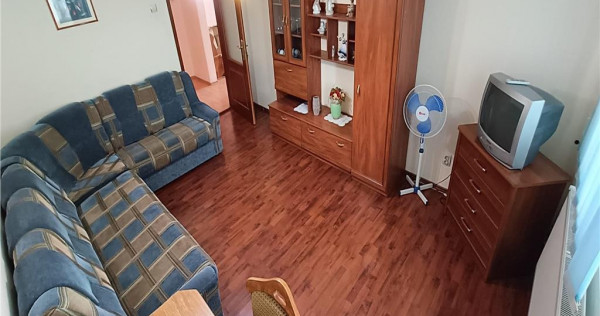 2 Decomandate, Cornisa, etaj 7, balcon mare