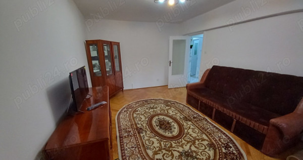 Apartament 3 camere decomandate, zona Siretului