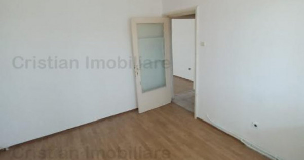 2 camere, etaj 3, 2 balcoane, zona Calea Galati LIBER ID 137