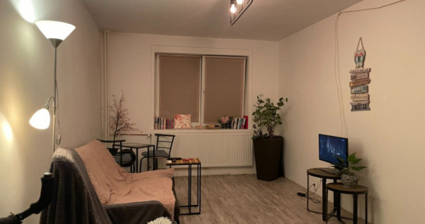 Apartament 4 camere - semidecomandat - Zona Dristor