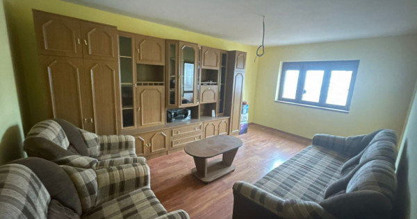Apartament 3 camere, în Rovinari, Aleea Mesteacanului