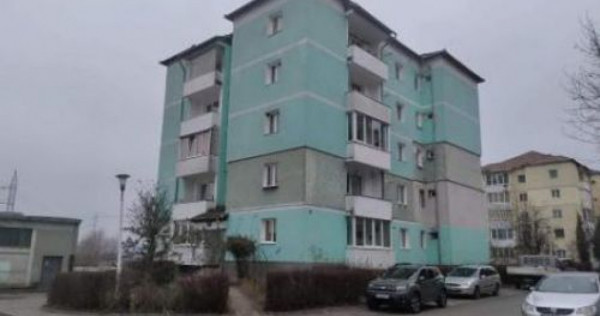 Cota 1/2 apartament 3 camere, Medias, jud. Sibiu - termen...