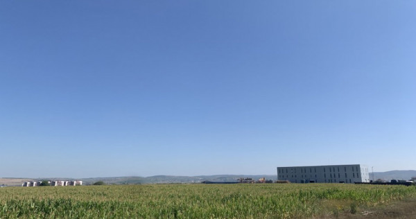 Teren industrial cu PUZ 11000mp 51m deschidere Vest Sibiu