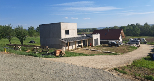 Casa de locuit P+1 174mp in Ocolis langa Baia Mare, teren 850mp