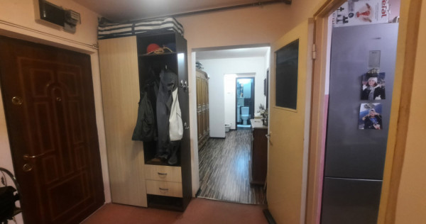 Apartament 3 camere decomandat Abator