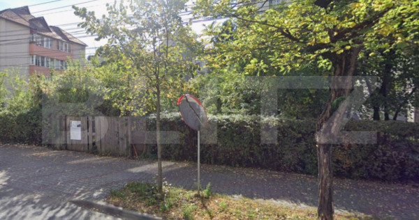 Teren intravilan de v&acirc;nzare &ndash; Zonă Centrală | Ideal pen