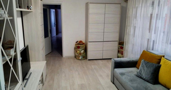 Apartament 3 camere - Zona Alexandru Obregia