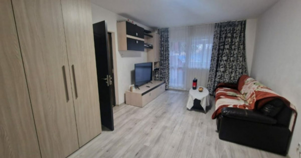 Apartament 2 camere Centrul Civic,renovat,mobilat,120000 Euro neg