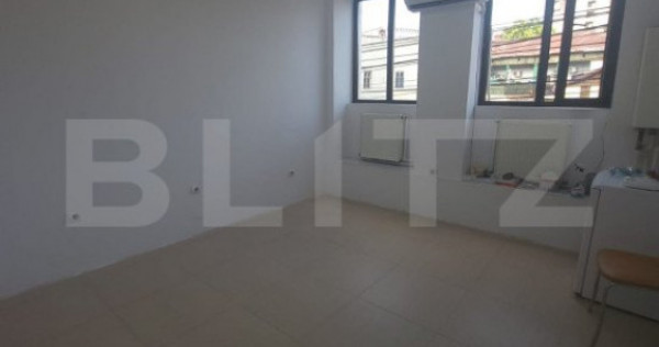 Apartament 2 camere, semidecomandat, zona Centru Sf. Dumitru