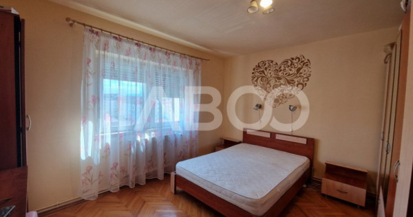 Apartament decomandat 3 camere 2 bai 76 mp utili bloc cu lif