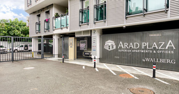 Birou premium de 57 mp de &icirc;nchiriat &ndash; Arad Plaza, ultr...
