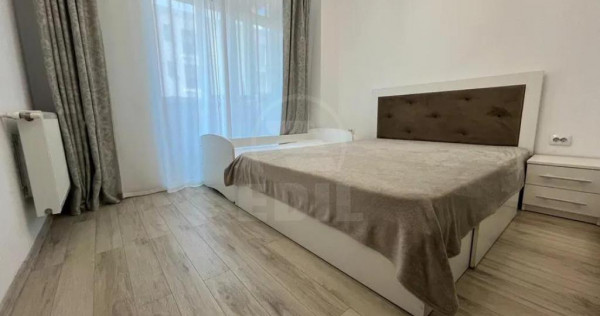 Apartament 3 camere semidecomandat SOPOR