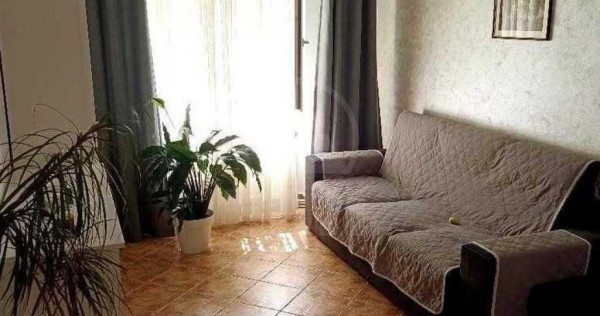 Apartament 4 camere semidecomandat ZORILOR