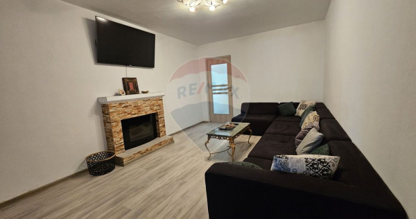 Apartament cu 3 camere de vânzare în zona Pacii, mobila...