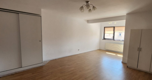 Apartament 2 camere Calea Calarasilor bloc nou