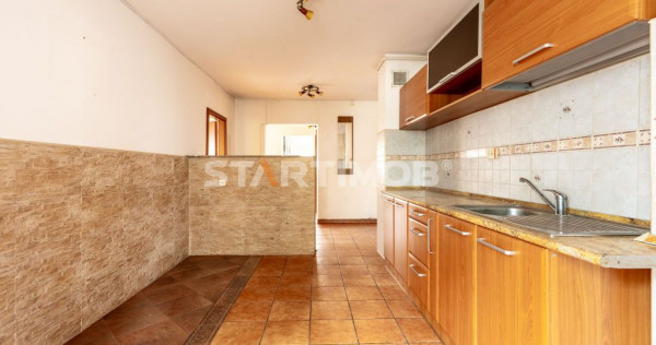 Apartament 3 camere cu boxa si parcare