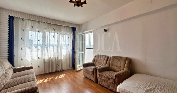 Apartament cu 3 camere decomandate in Piata Marasti!