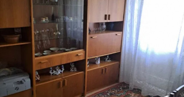 Apartament cu 4 camere decomandate Zona Burdujeni -Cuza Voda 2