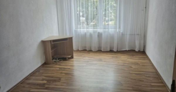 Apartament 3 camere-zona Gorjului