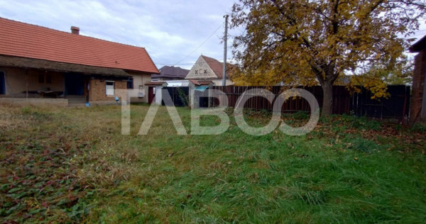 Casa cu 3 camere de vanzare in Venetia de jos judetul Brasov