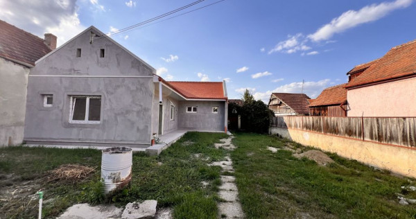 Casa 5 camere 2 garaje situata in Fagaras strada Titu Pertia