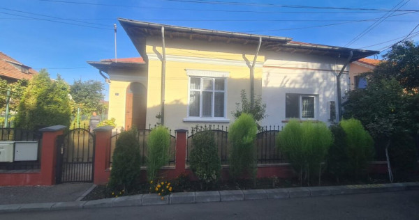 Casa si Apartament cu 2 camere de vânzare în Câmpina -