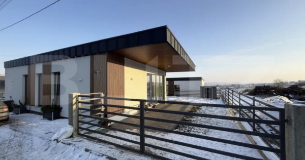 Case la preț de apartament, pe parter ,, posibilitate de r