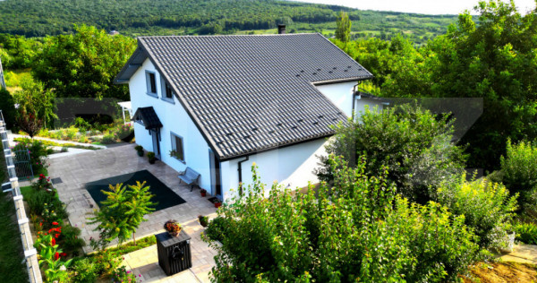 Casa 5 camere in Barnova, 150 mp utili si 1000 mp teren