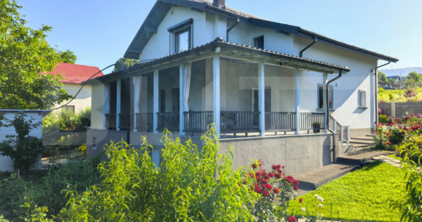 Casa 5 camere in Barnova, 150 mp utili si 1000 mp teren
