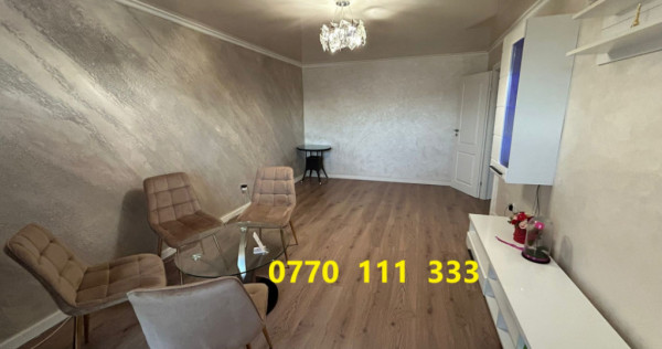 Apartament 2 camere, zona Bariera, etaj intermediar.