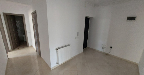 Apartament 3 camere 78 mp - 2 bai - Prel. Ghencea - Mutare acum