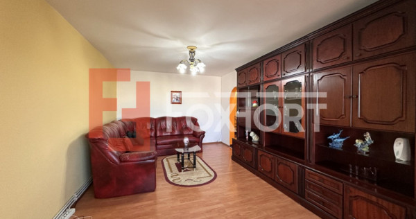 Apartament cu 3 camere la etajul 4, in Timisoara, zona Calea