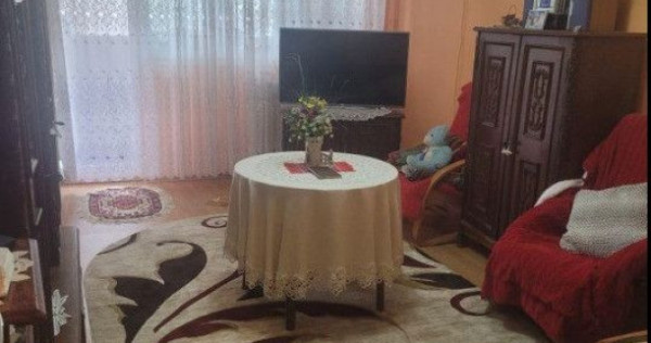 Apartament 3 camere langa Plaza Romania