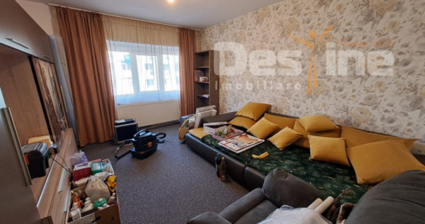 Apartament 4 camere, decomandat, 84 mp, Galata