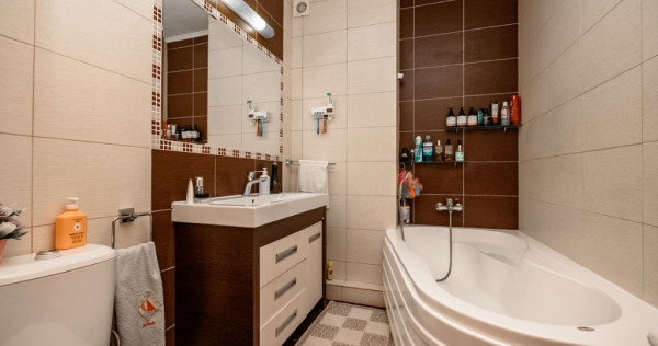 Apartament cu 3 camere de inchiriat pe str.Observatorului