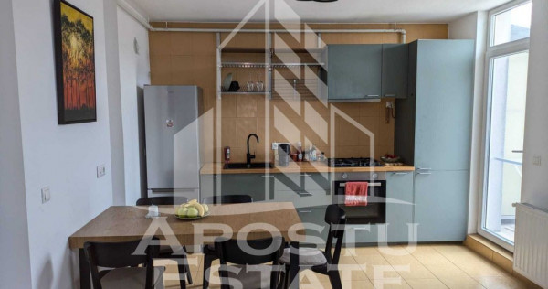 Apartament 3 camere, 2 bai, garaj subteran, zona Lipovei