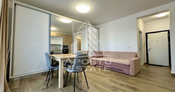 Apartament cu o camera si balcon, complet mbilat la asfal...