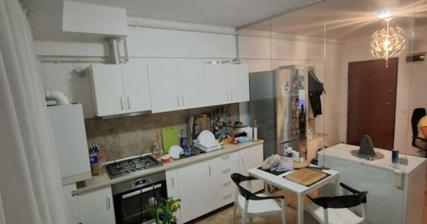 Apartament 2 cam cartierul Solar Dec Centrala Proprie Met...