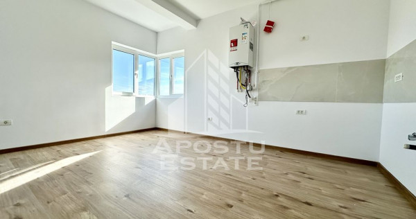 Apartament cu 3 camere, 2 balcoane, parcare acoperita, zo...