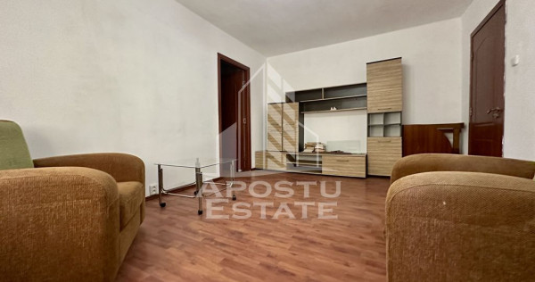 Apartament cu 2 camere, centrala proprie, parter inalt, z...