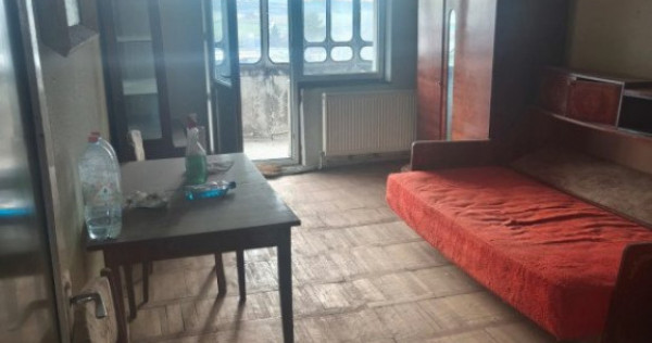 Apartament 3 camere, 65mp, etaj 4, Bulevardul Victoriei, Dor